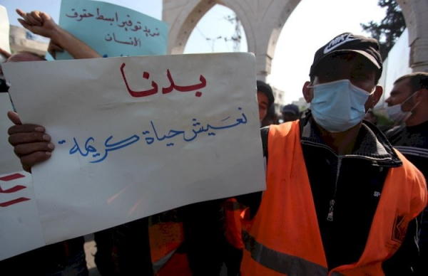 "الضمير" تطالب بمساندة البلديات ودعم عمّال النظافة