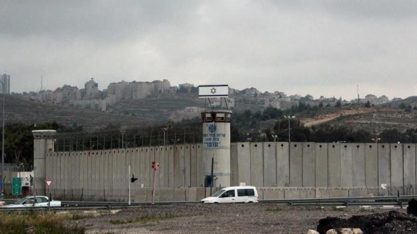 13 إصابة جديدة بـ"كورونا" بين الأسرى في قسم 3 بسجن النقب